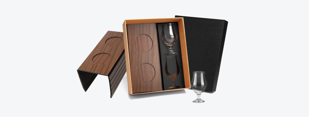 Conjunto Porta Copo De Sofá Com 2 Copos De Cerveja - 4 Pçs