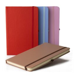 Caderneta em Couro Sintético.