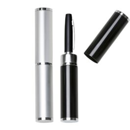 Caneta metal com estojo.