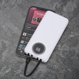 Power Bank 10.000mAh com Lanterna e Multissaídas.