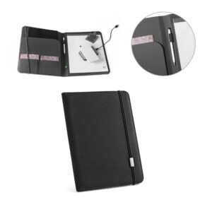 STIGGER. Pasta A4 em poliéster 100% reciclado 300D com caderno com 40 páginas pautadas