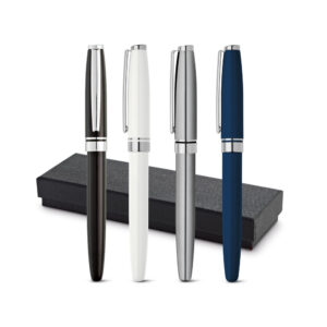 BERN. Roller em metal com escrita em preto