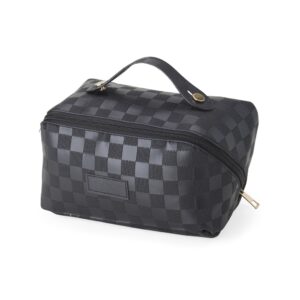 Nécessaire de Couro Sintético.