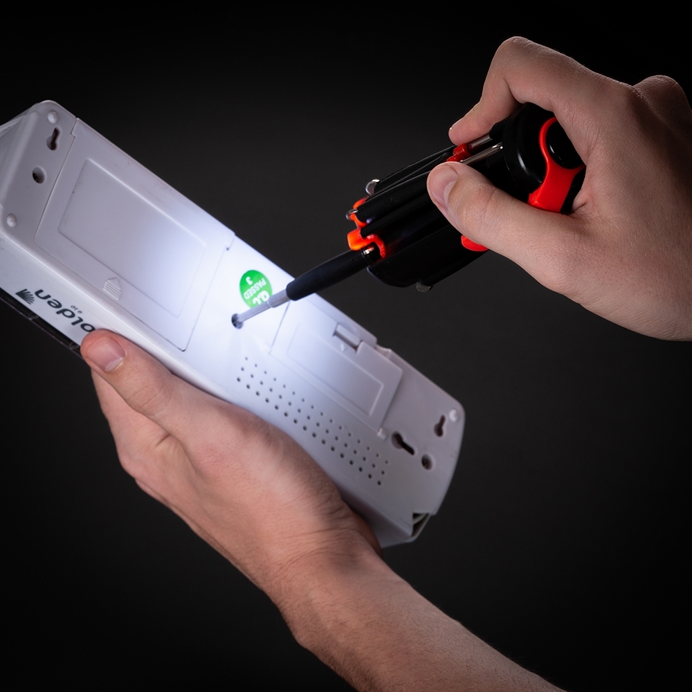 Kit Ferramenta 7 Chaves com Lanterna. - Imagem 4