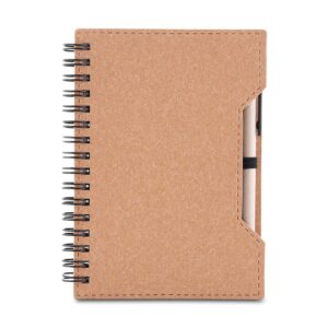 Caderno A6 capa em papelão reciclado com caneta - Kraft